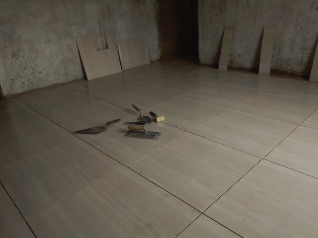 Floor Tiling  Grey  In Progress